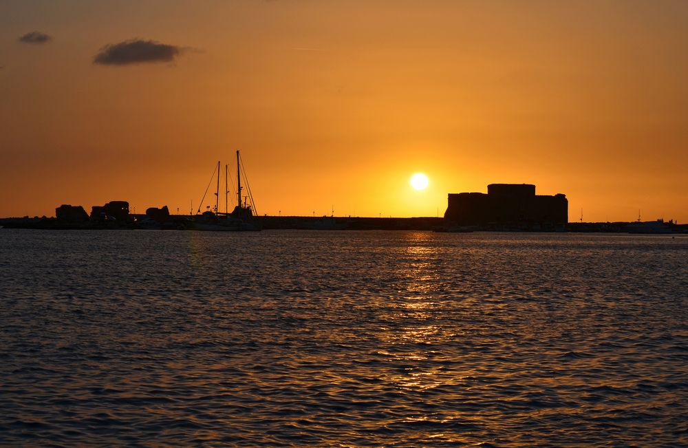 Sunset,In,Paphos,Cyprus,With,Silhouette,Of,The,Castle,And